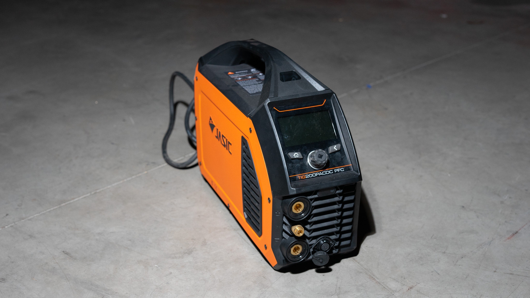 JASIC TIG Welding Machine TIG200 P PFC W2S62