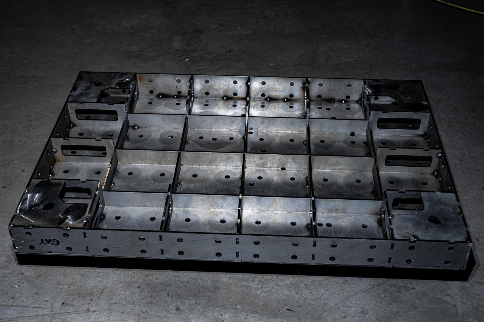 D16-6 Kit Plate 1200x800x100 Hole Grid 100